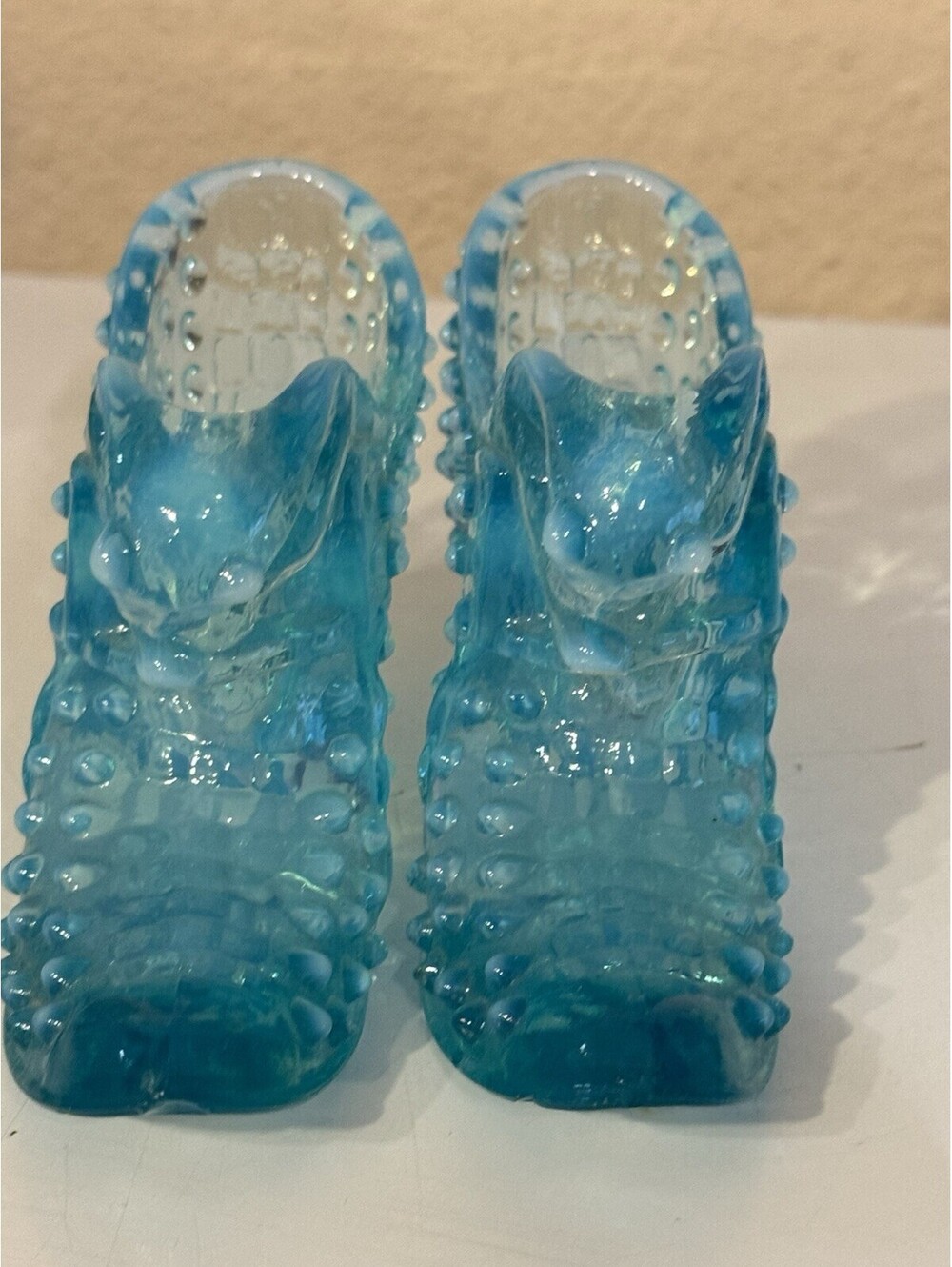 Fenton Blue Glass Hobnail High Heel Shoe Figurines Pair Decorative Glossy Finish - Picture 5 of 6